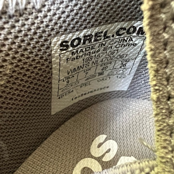 Sorel Out N About Slip-On Wedge Sneakers Women's 9 Gray Suede Casual Booties - Picture 8 of 10